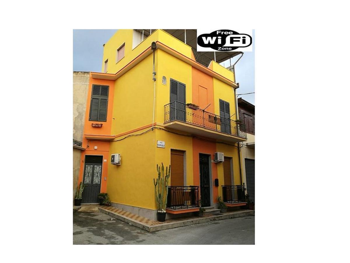 Happy House Wifi Free Bici Free Apartman Avola Kültér fotó