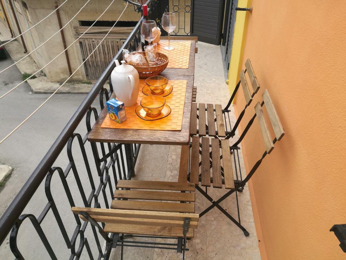 Happy House Wifi Free Bici Free Apartman Avola Kültér fotó